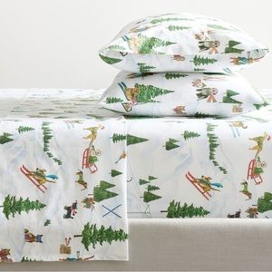 Pottery Barn Skiing Dogs Percale Queen Sheet Set
